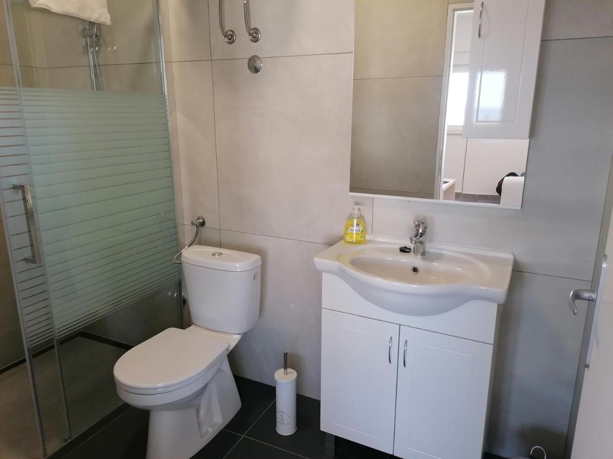 Villa Marta 3 Bedrooms, 2 Baths And Pool Kaštel Štafilić 外观 照片